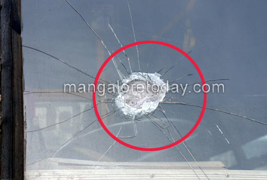 stones pelted at 3 KSRTC buses
